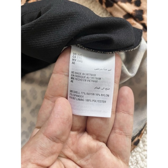 International Concepts Leopard Print Cold Shoulder Top XXL Grunge Streetwear - Picture 6 of 9